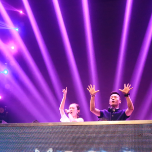 《贵在真实家庭》
